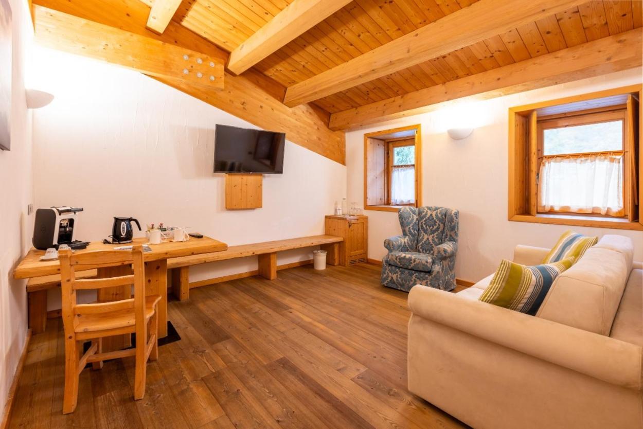 Agriturismo La Fiorida Mantello Экстерьер фото